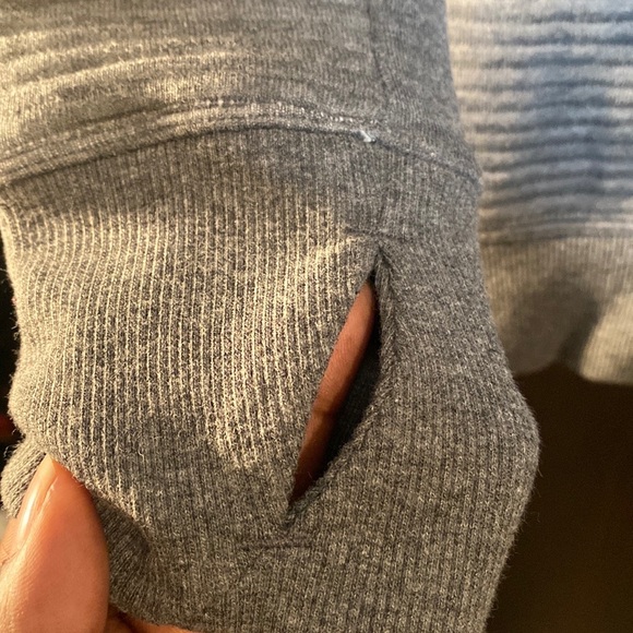 Active Quiled Pullover - Picture 4 of 4